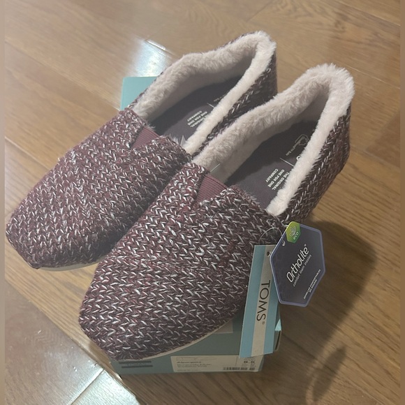 TOMS- Alpargata Burgundy Multi Sweater Knit - Picture 1 of 6